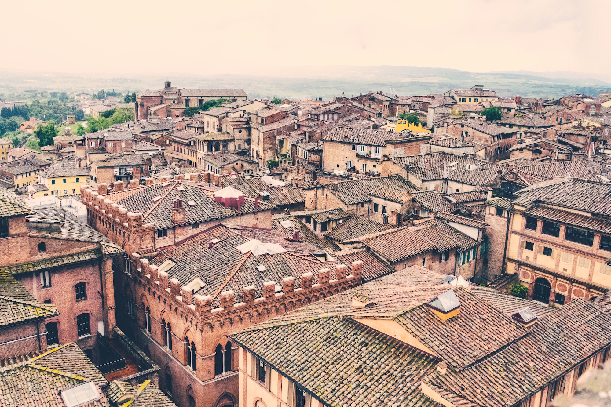 photo-1462015983553-d102a6c9a7ce