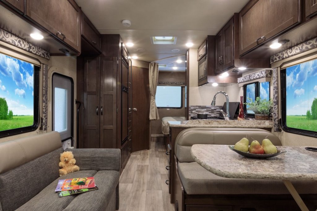 thor rv four winds interior